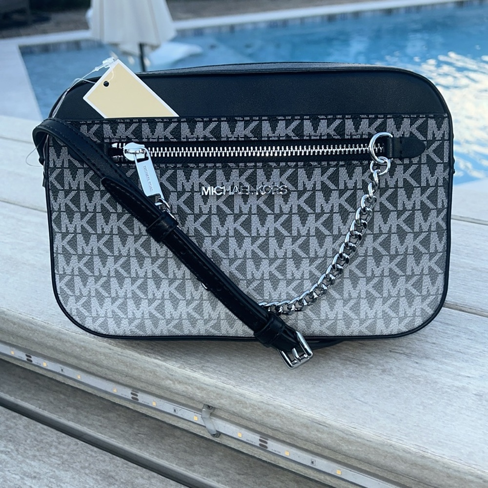 Michael Kors NWT Jet Set Large Ombré Crossbody